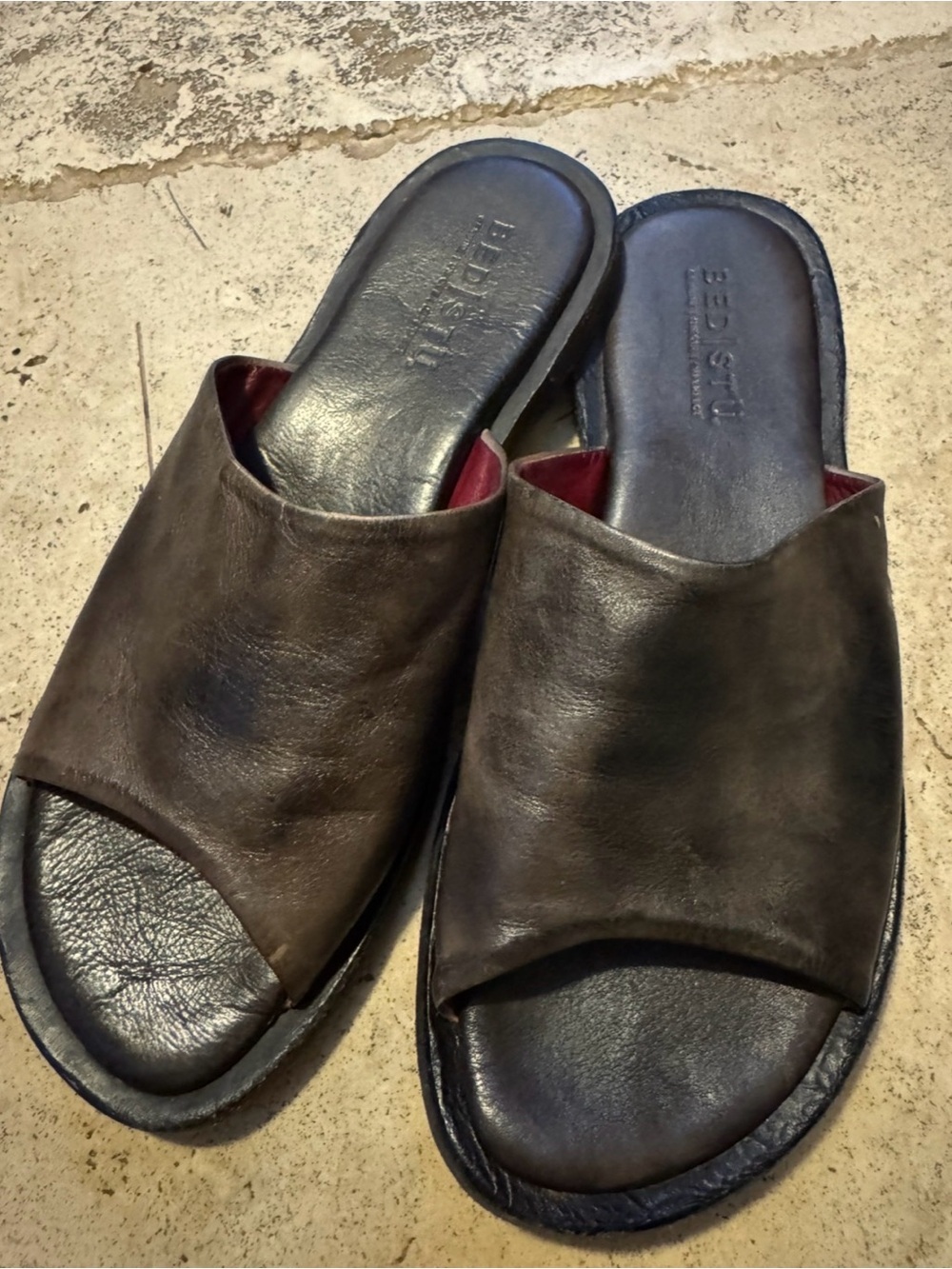 BED|STU Brown Leather Slide Sandals with Burgundy Interior